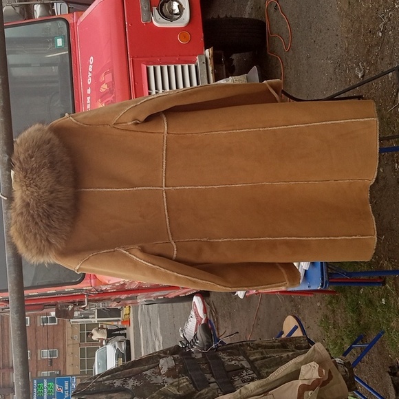 Andrew Marc New York Faux Fur Women's Coat - Picture 3 of 3